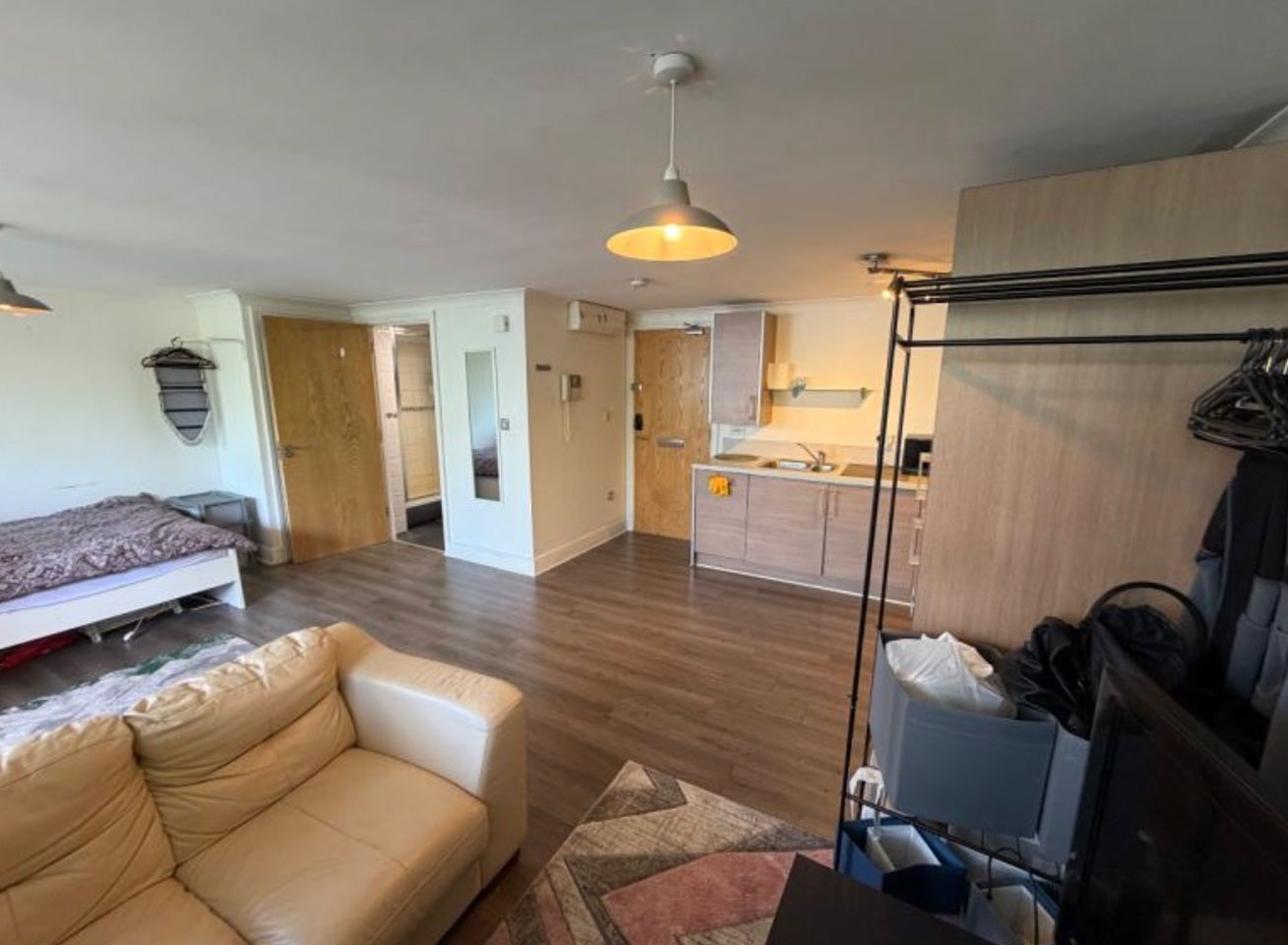 Flat Ladywood Middleway in Birmingham