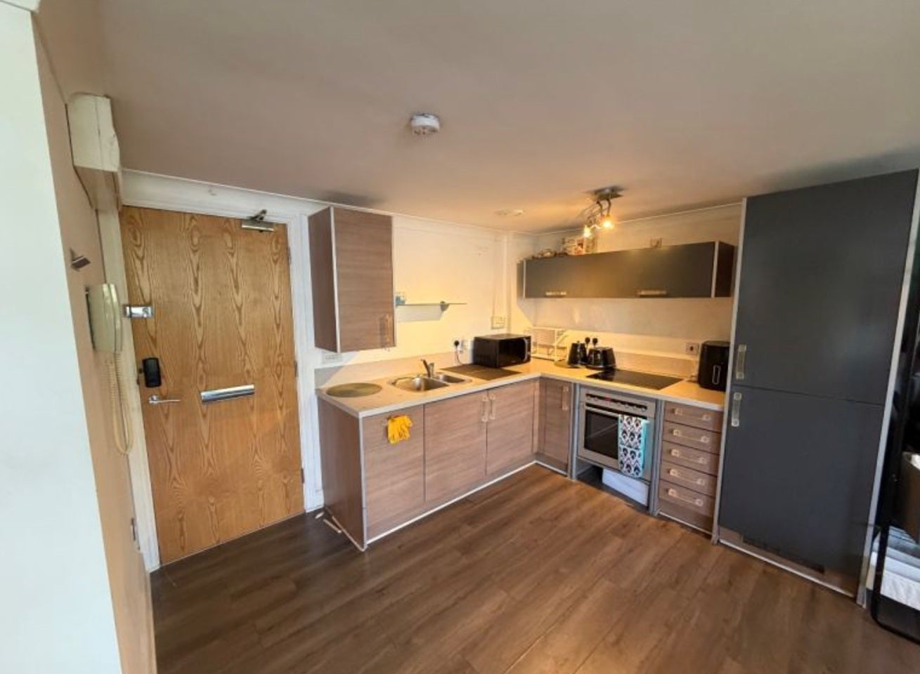 Flat Ladywood Middleway in Birmingham