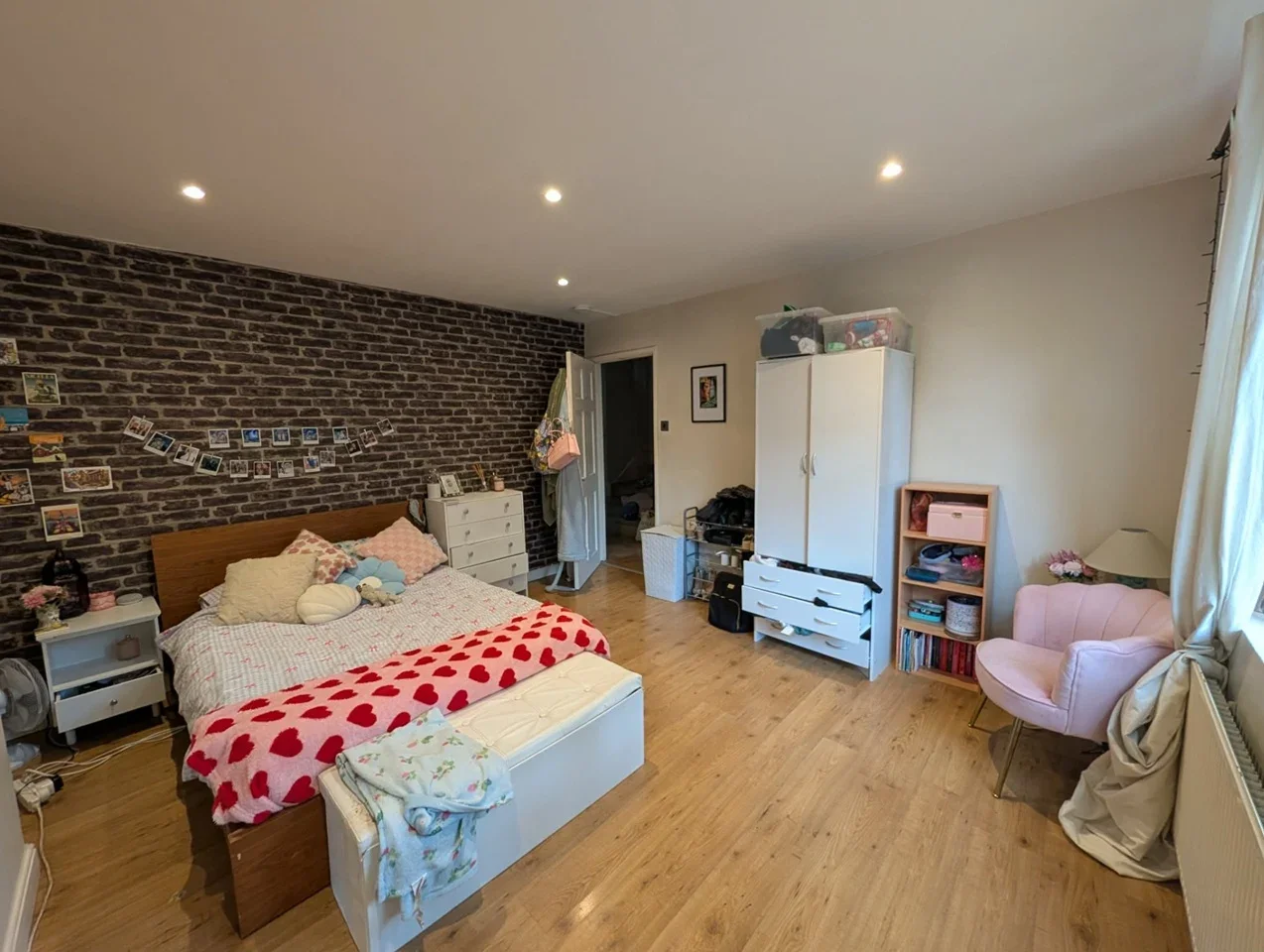 Room Cedar Grove in Greater London