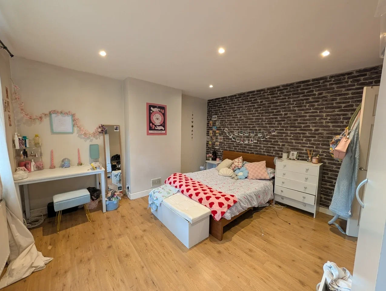 Room Cedar Grove in Greater London
