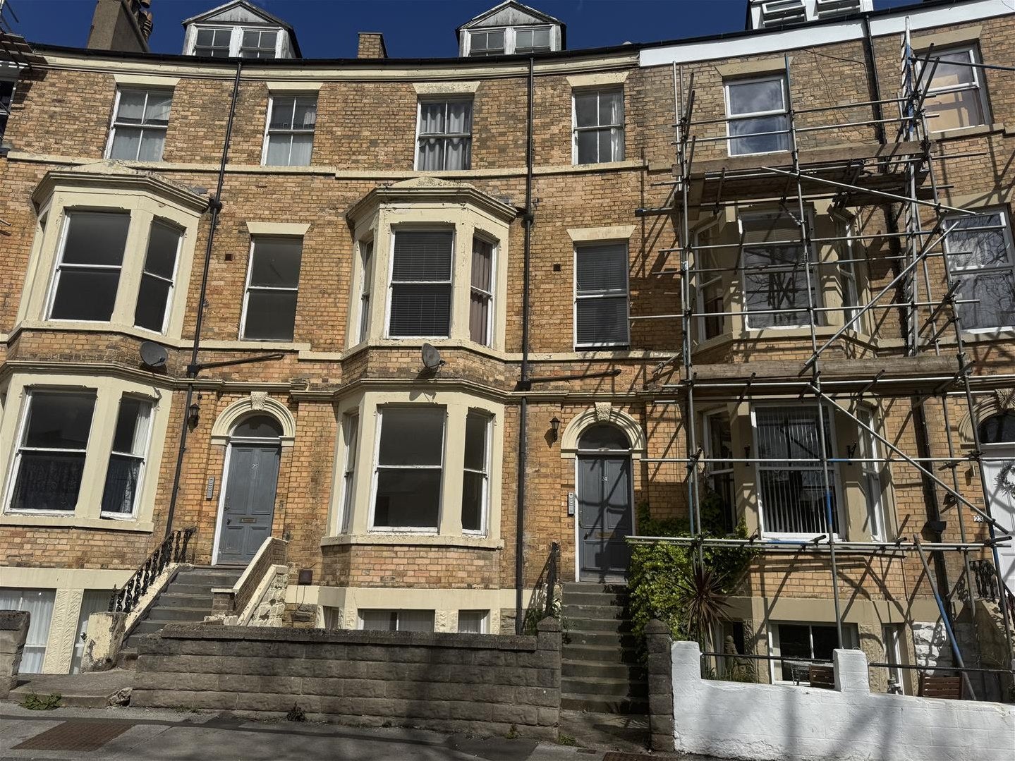 Flat Albemarle Crescent in Scarborough