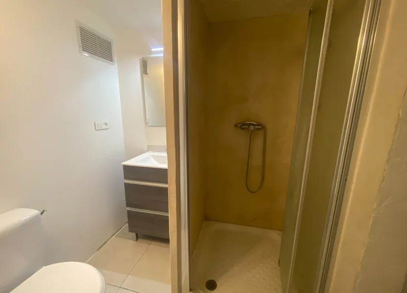 Chambre Route de la Roquette à Mougins