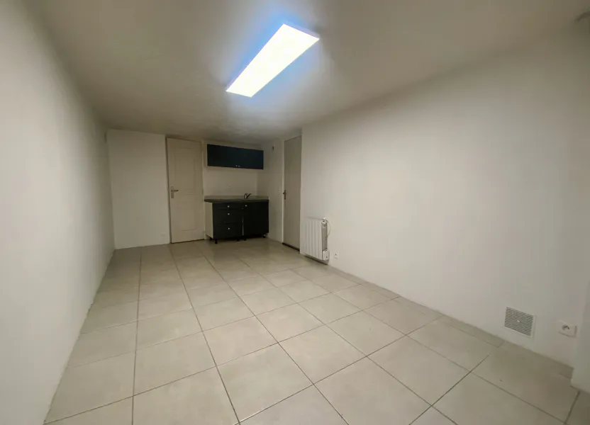 Chambre Route de la Roquette à Mougins