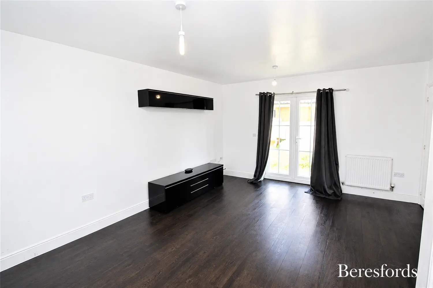 House Stradbroke Park in Chigwell