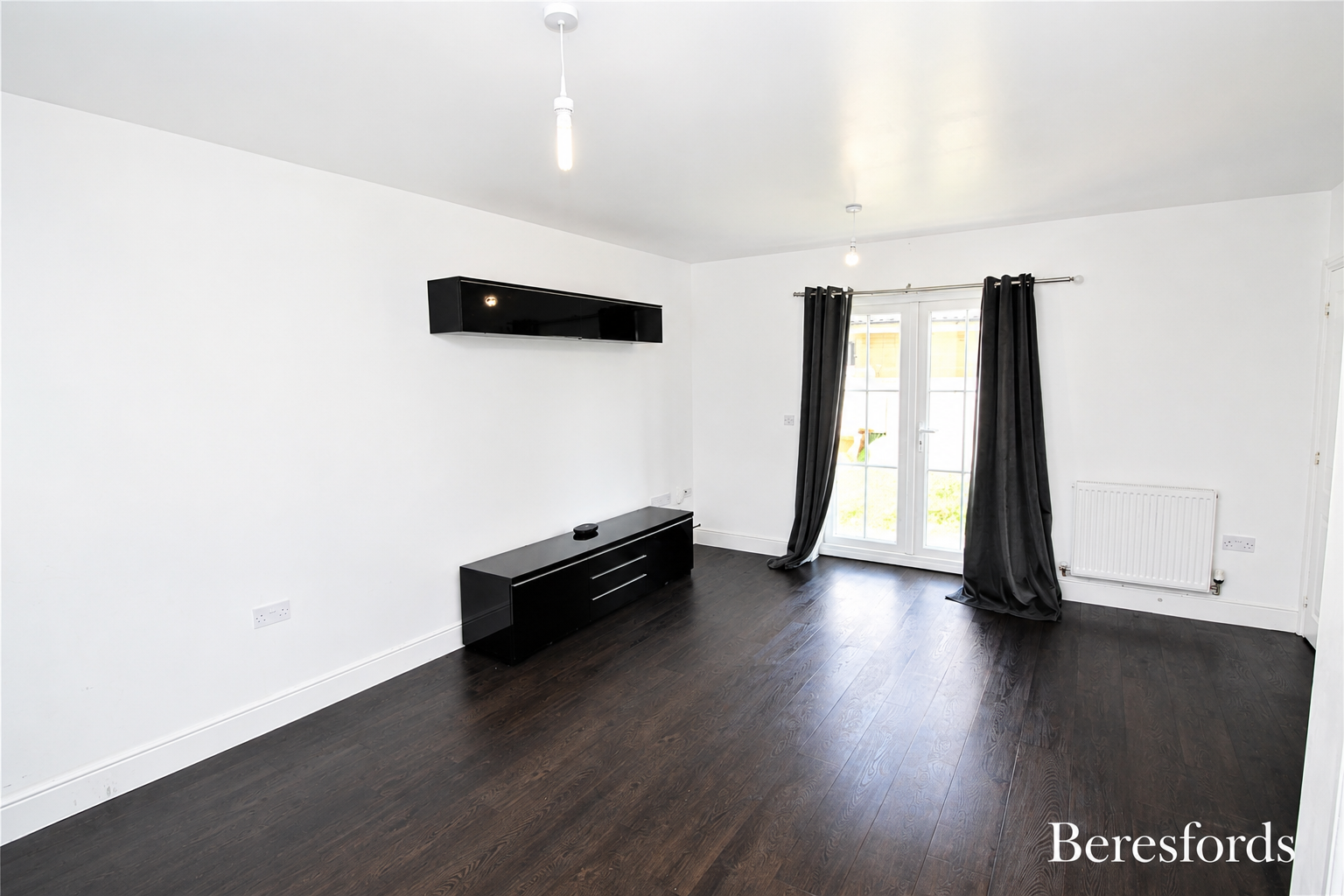 House Stradbroke Park in Chigwell