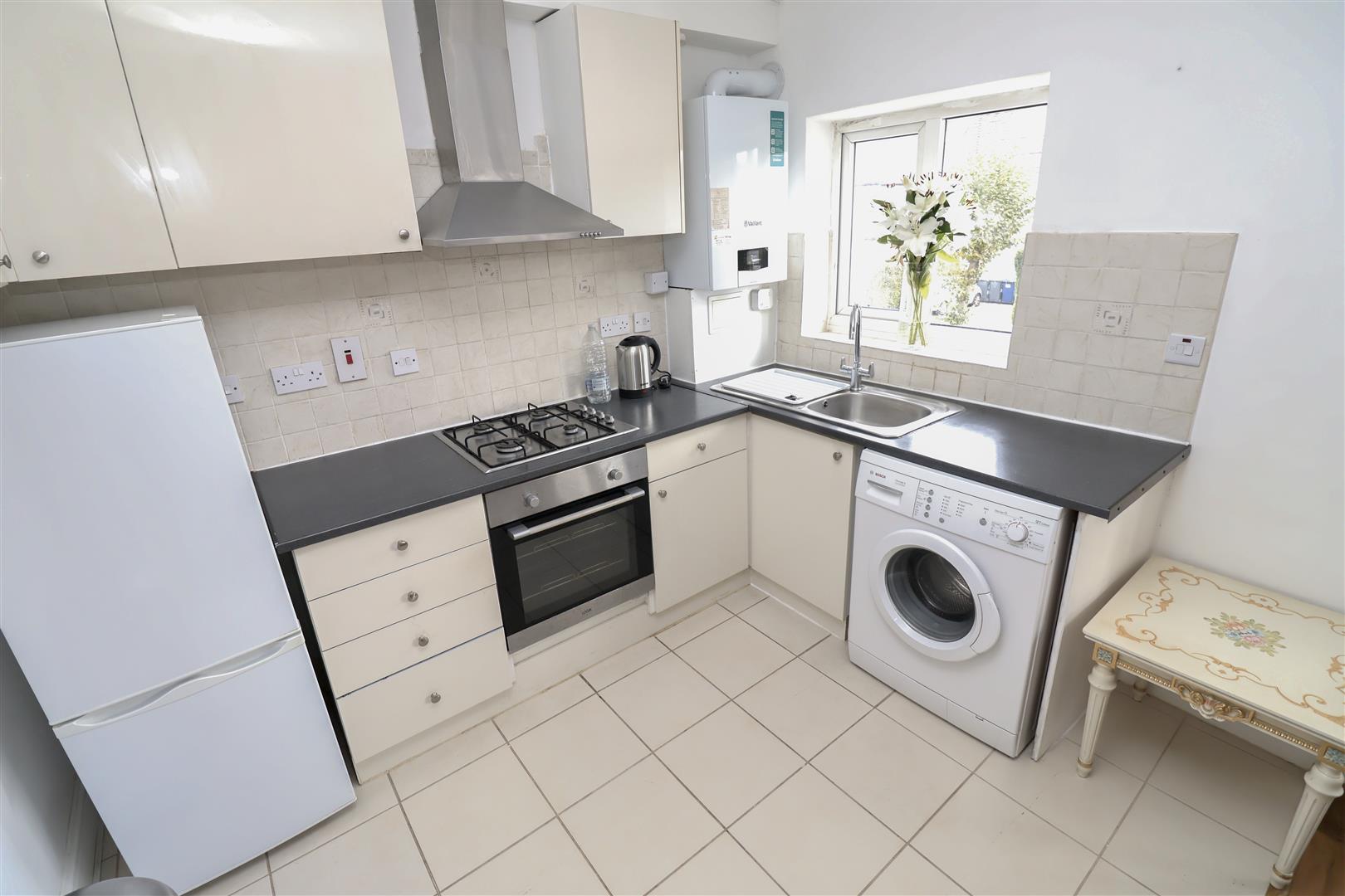 Flat Hamilton Road in Greater London
