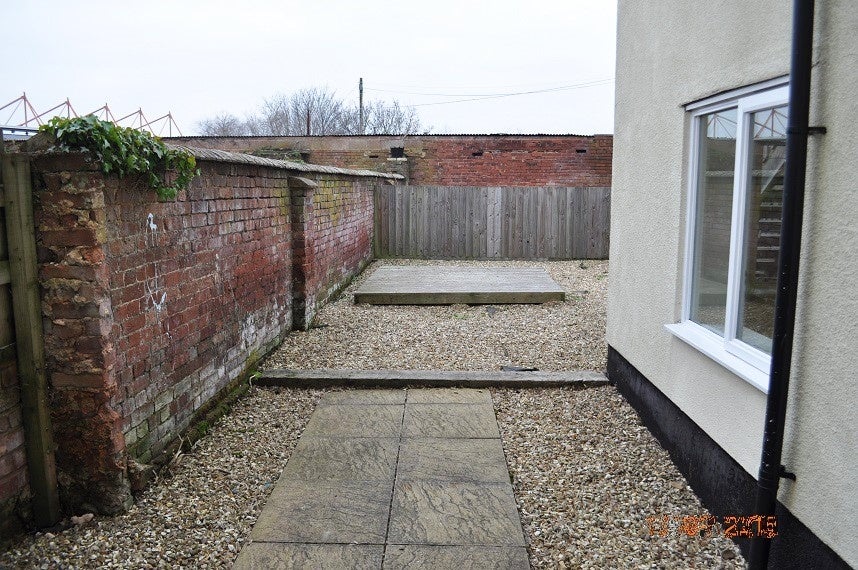 Flat Old Tiverton Road in Exeter