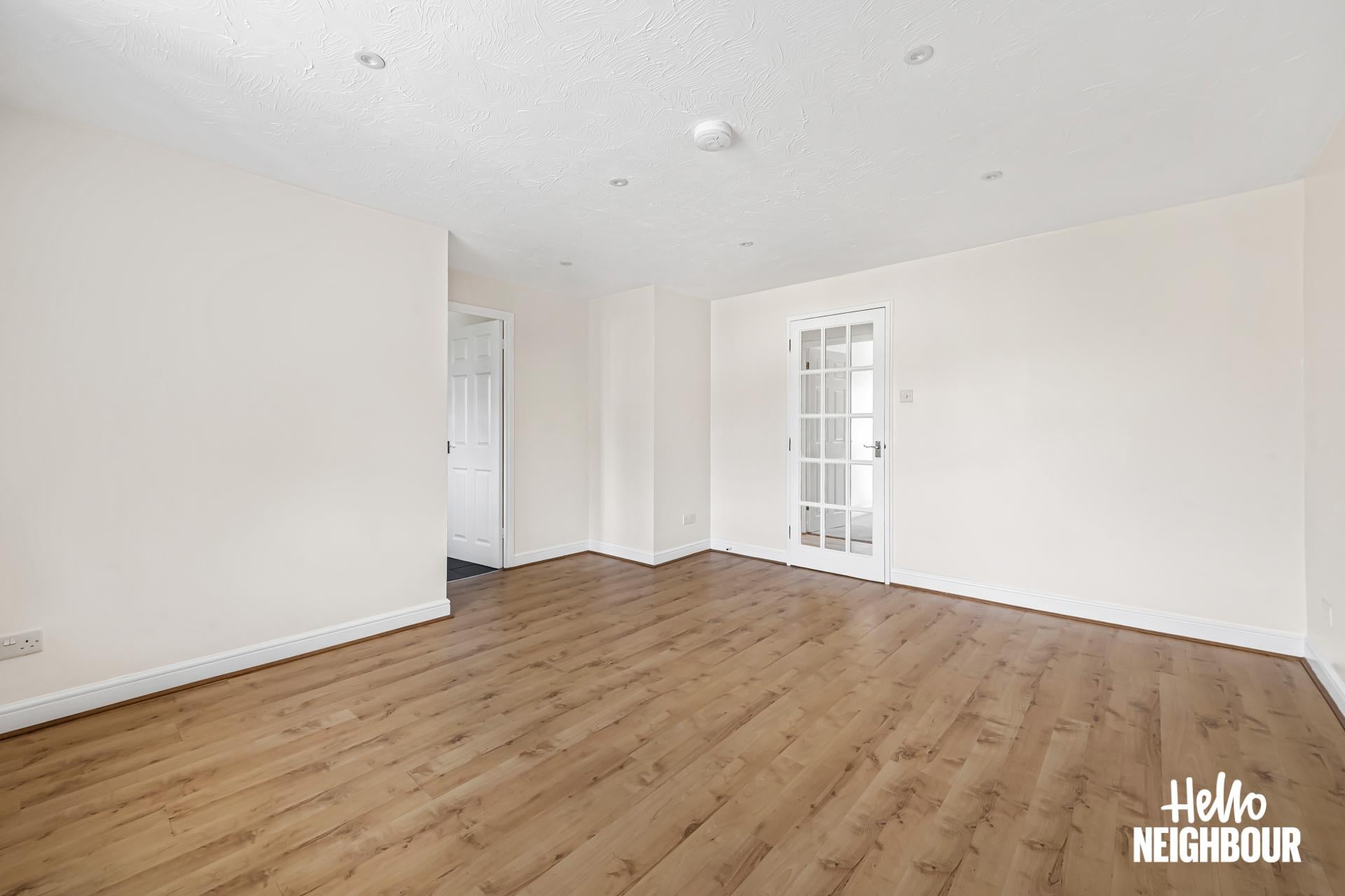 Flat Mullards Close in Greater London