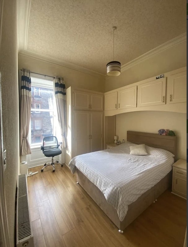 Flat Abercorn Road in City of Edinburgh