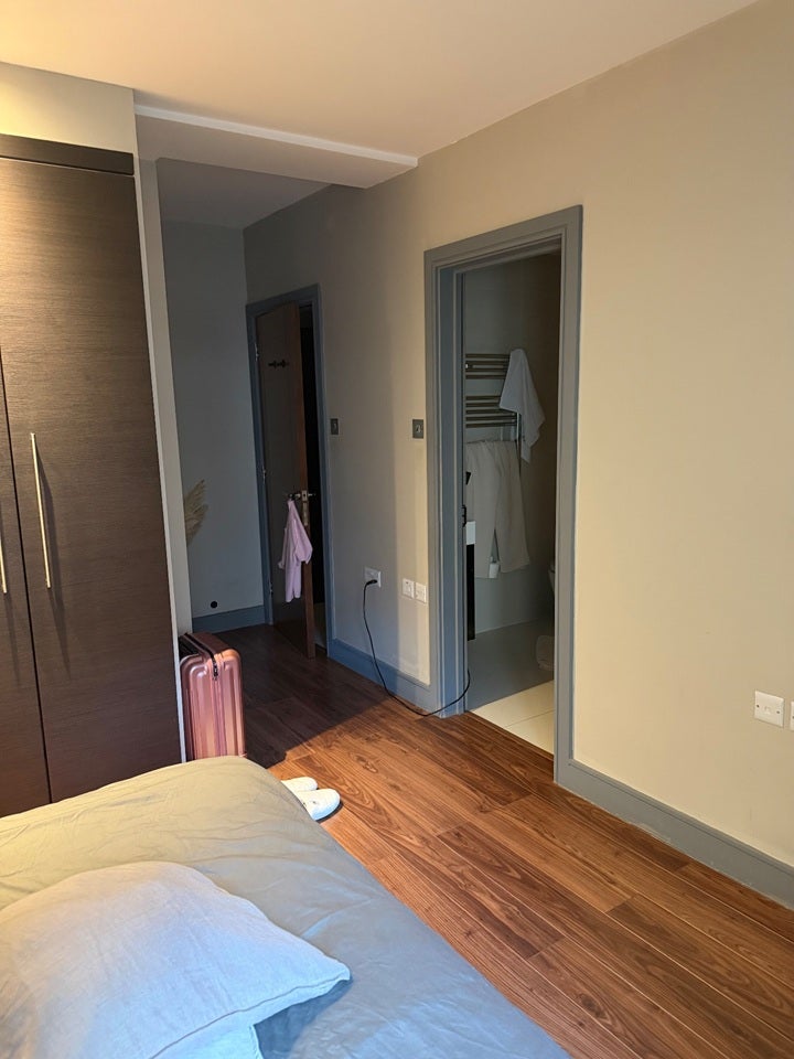 Room Brent Street in Greater London