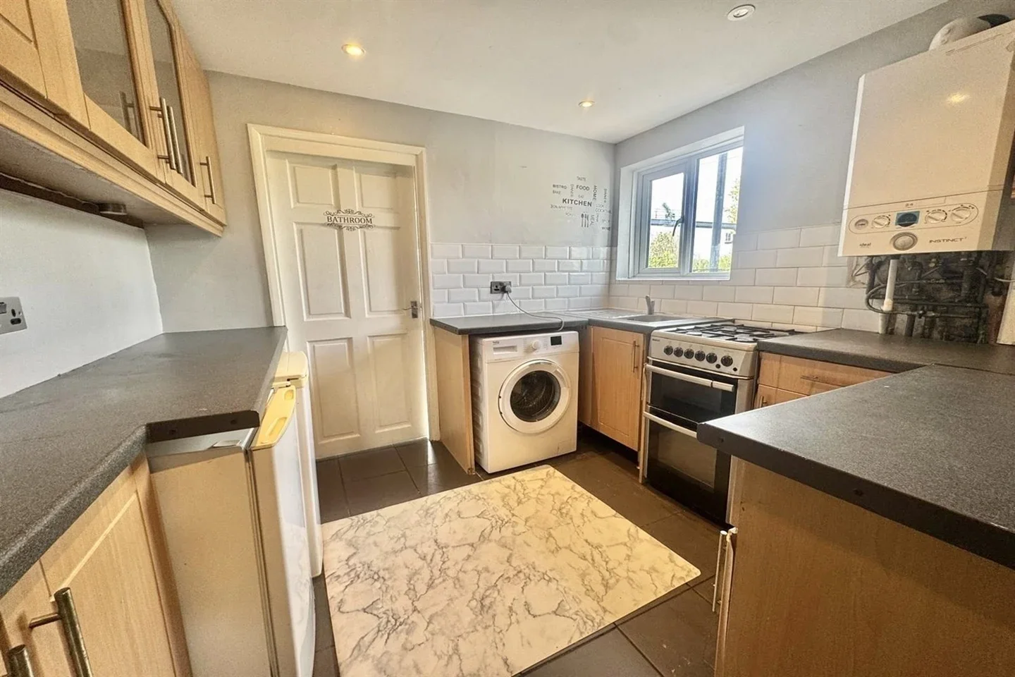 Flat Sussex Road in Greater London