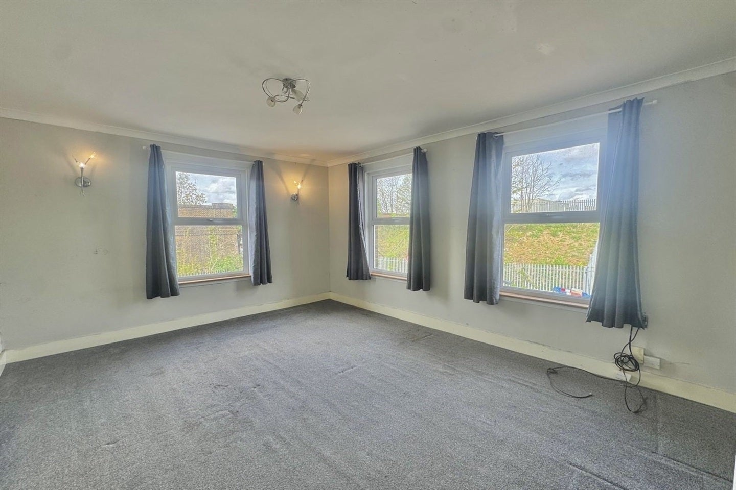 Flat Sussex Road in Greater London