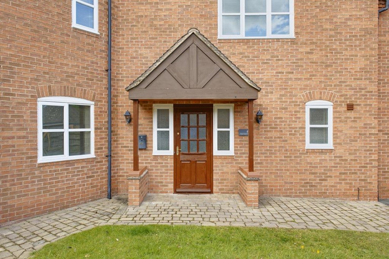 House Longlands Lane in South Derbyshire