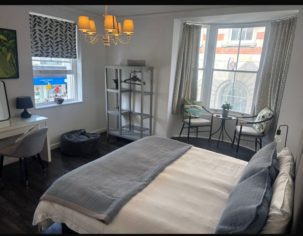 Room High Howe Lane in Bournemouth