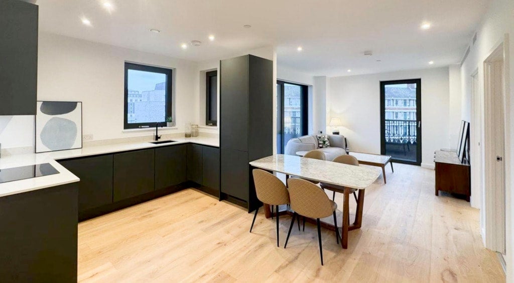 Flat Ebury Bridge Road in City of Westminster