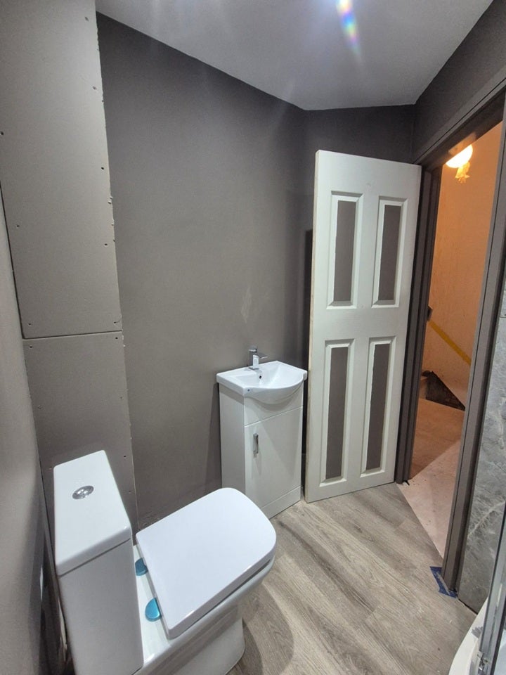 Room Moorland Road in Greater London