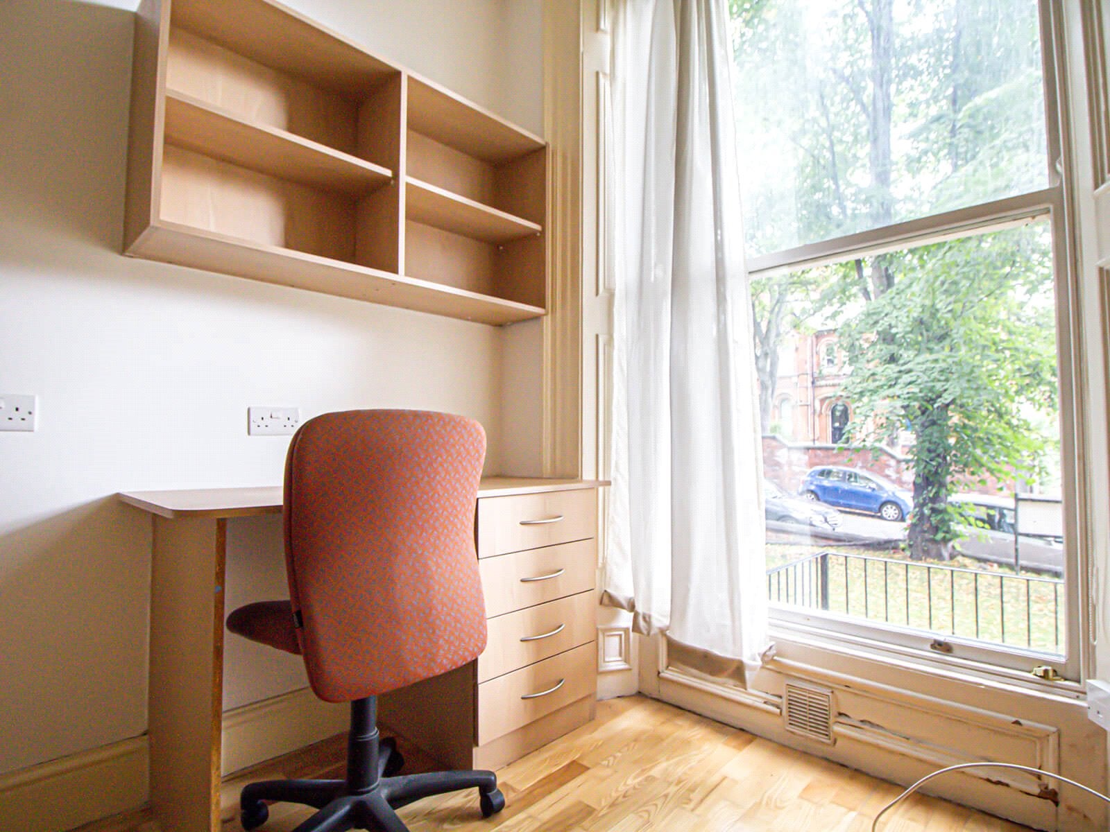 Room Hyde Terrace in Leeds