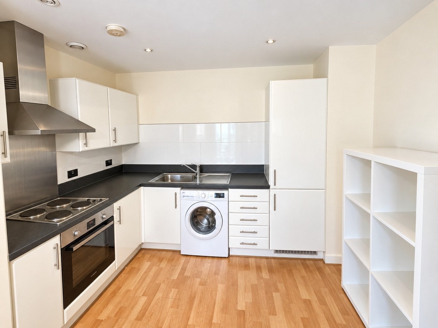 Flat Bethnal Green Road in Greater London
