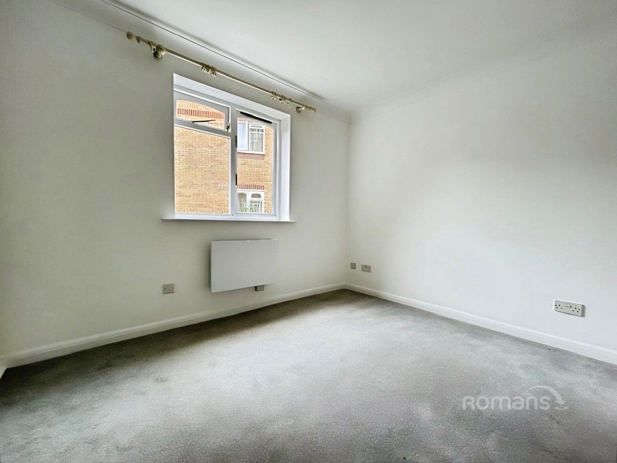 Flat Corfe Place in Maidenhead