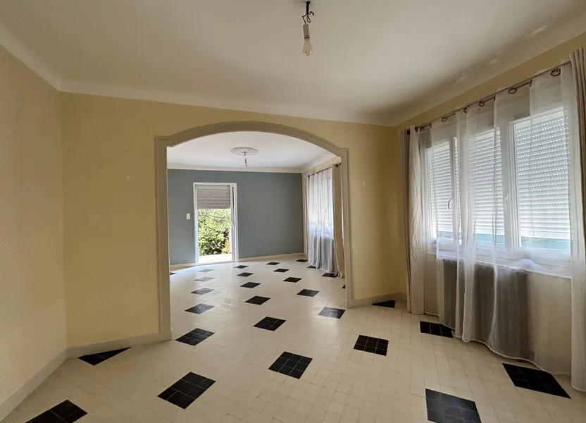 House Rue Saint-Just in Niort