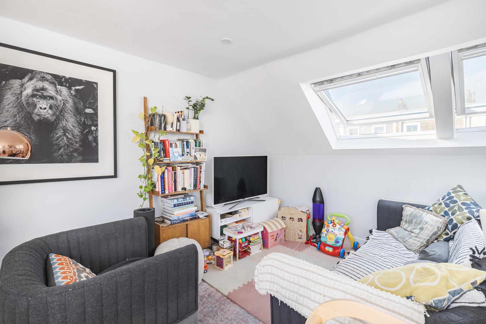 Flat Portland Road in Greater London