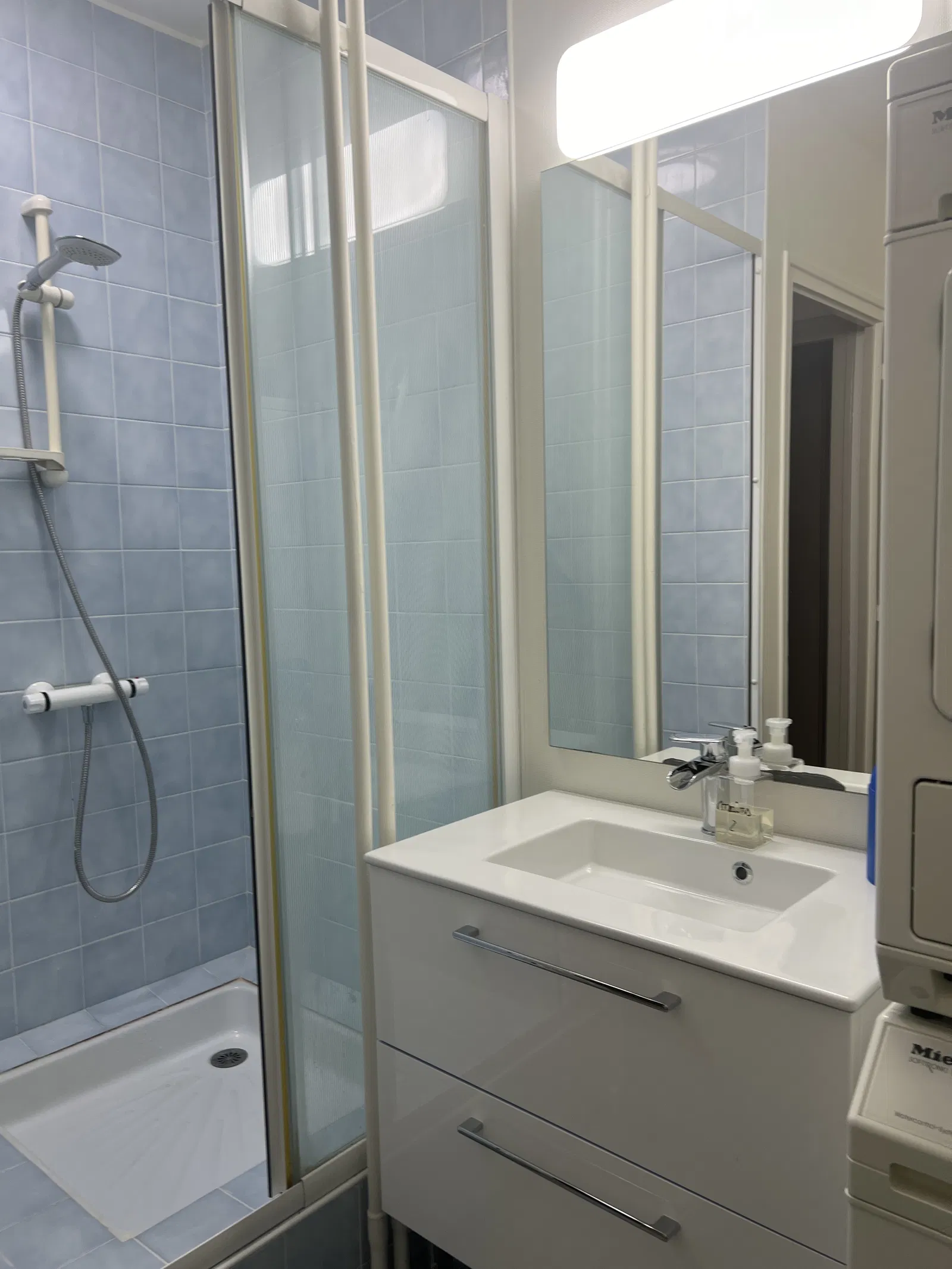 Chambre Cours Tolstoï à Villeurbanne