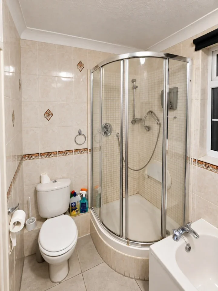 Room London Road in Greater London
