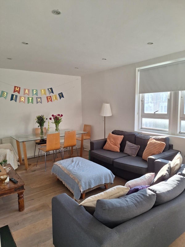 Room Petworth Street in Greater London