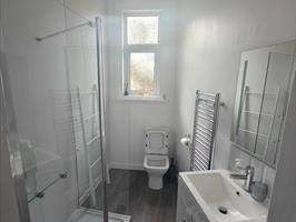 Flat Balgreen Road in City of Edinburgh