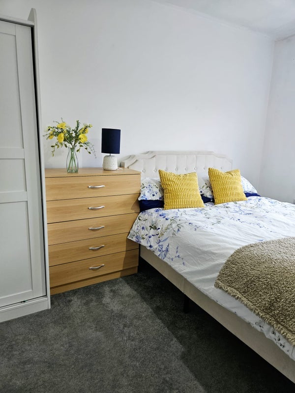 Room Judith Way in Rugby