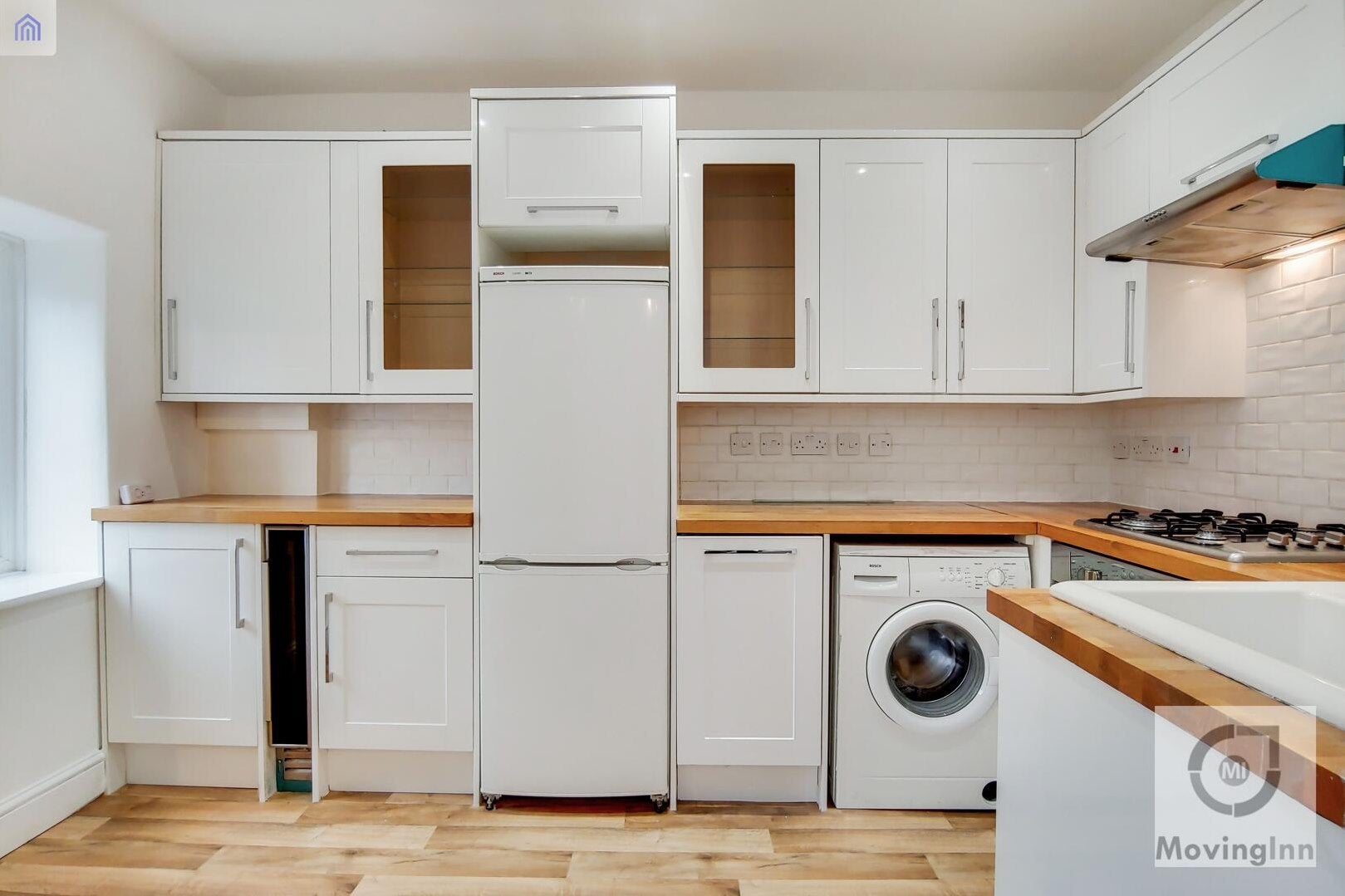 Flat Gleneldon Road in Greater London