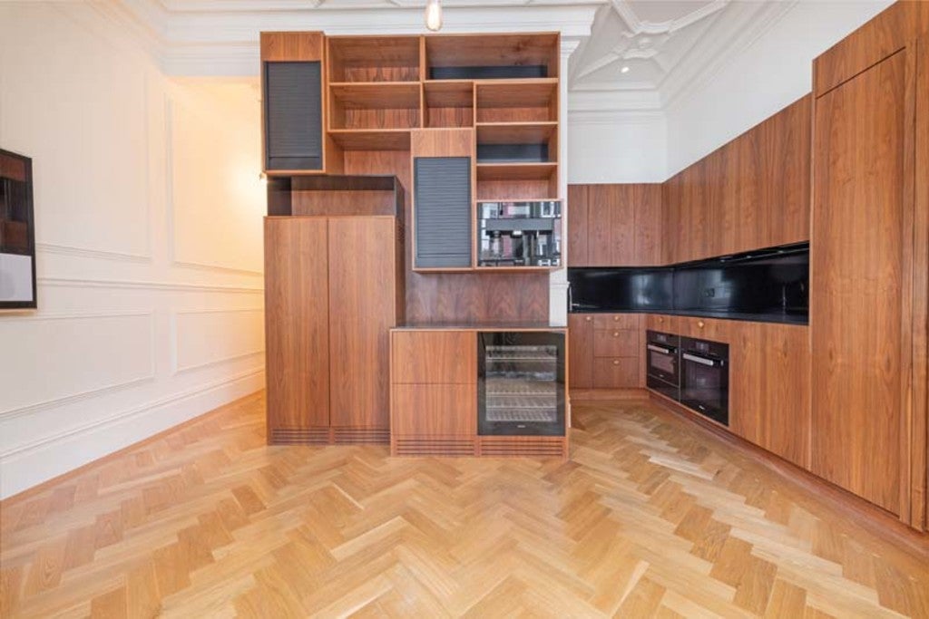 Flat Franklins Row in Greater London