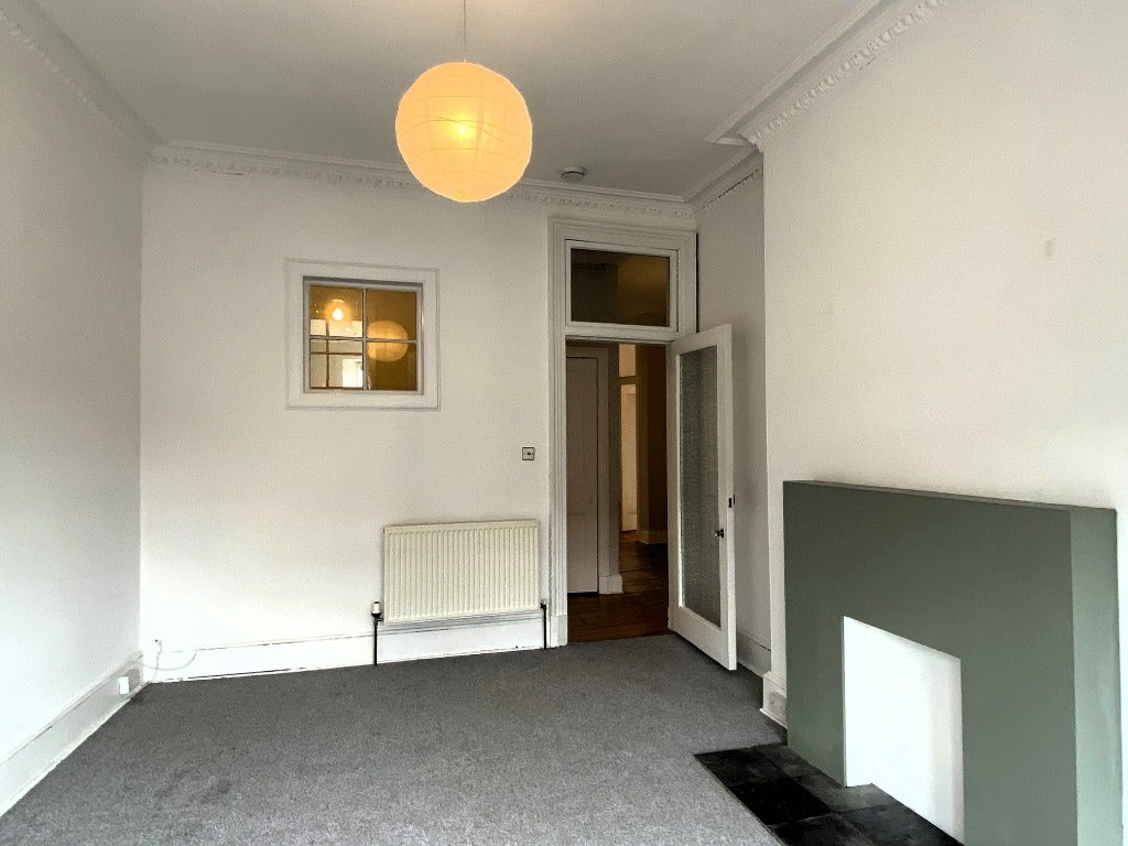 Flat Eyre Place in City of Edinburgh
