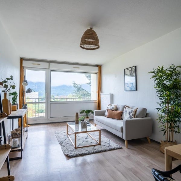 Flat Rue Jean Rony in Saint-Marcellin