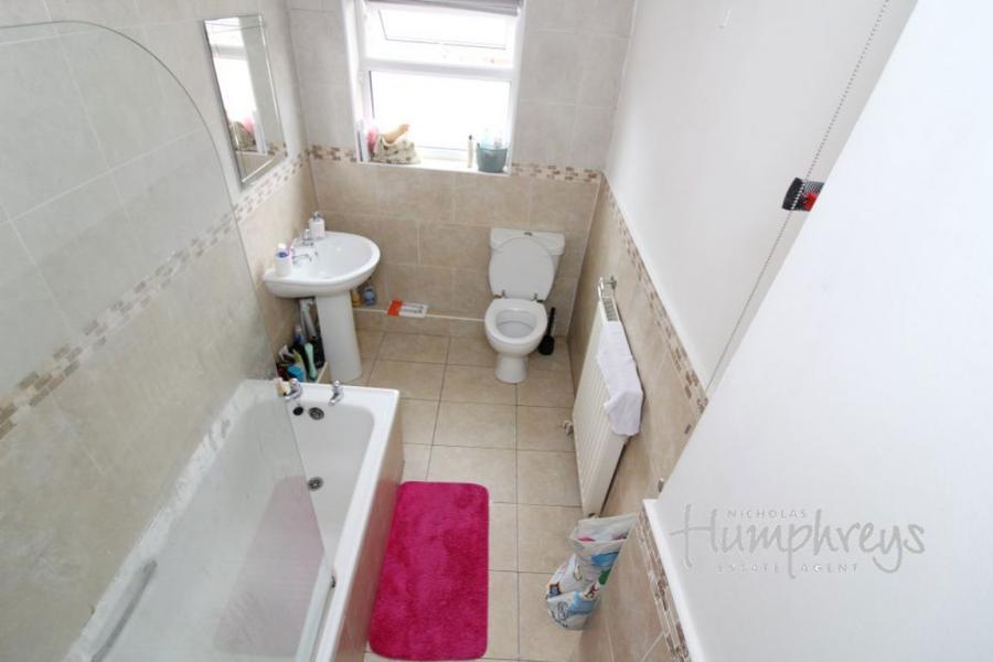 Room Abbeydale Road in Sheffield