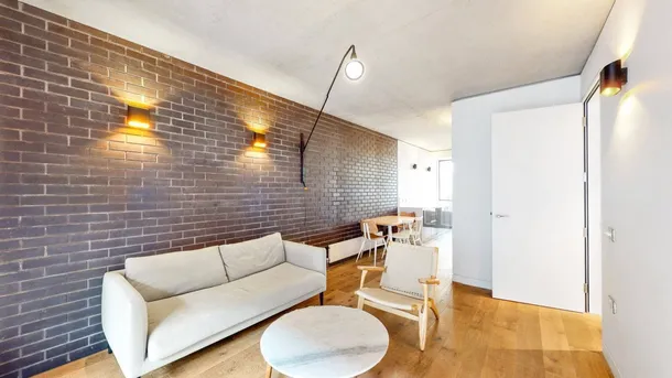 Flat Mallow Street in Greater London