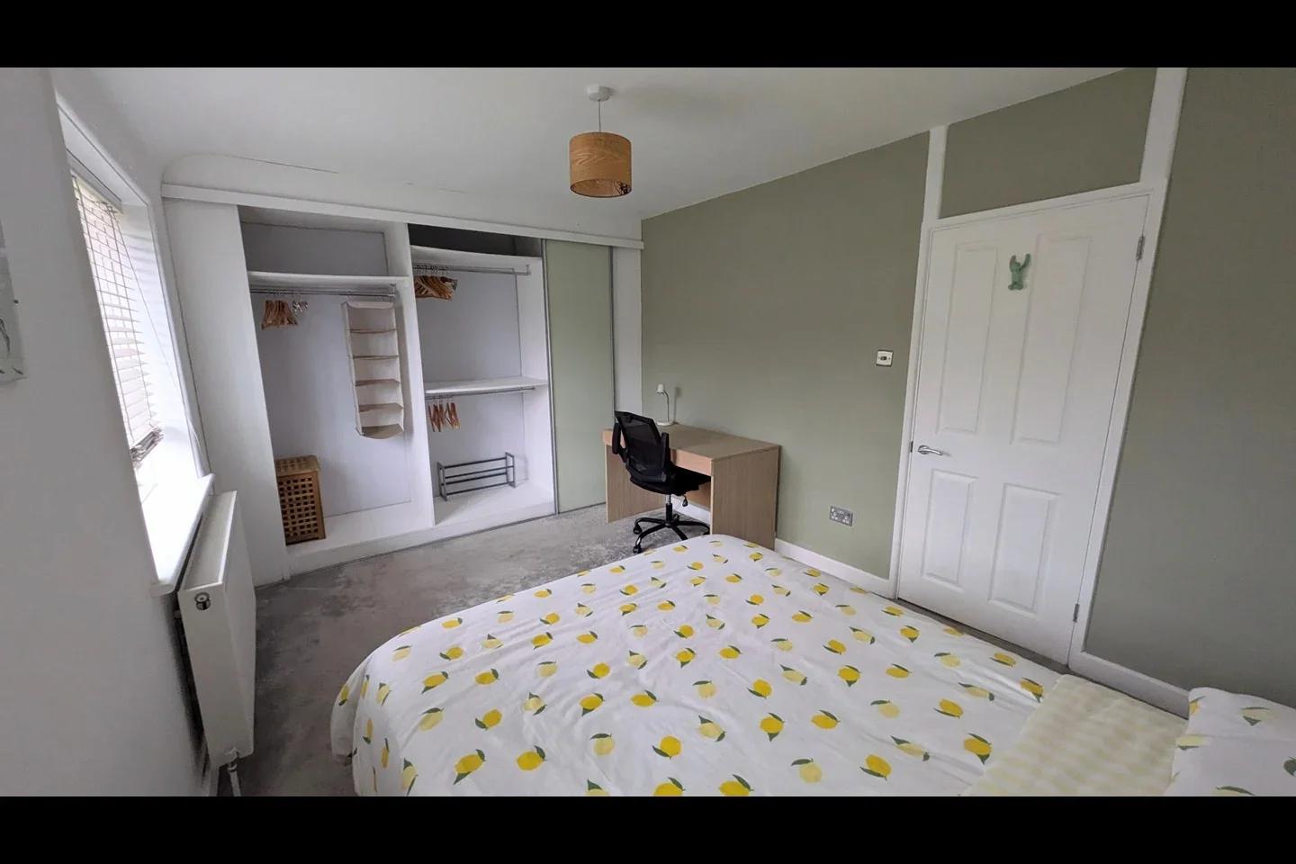 Room Beeleigh Road in Greater London