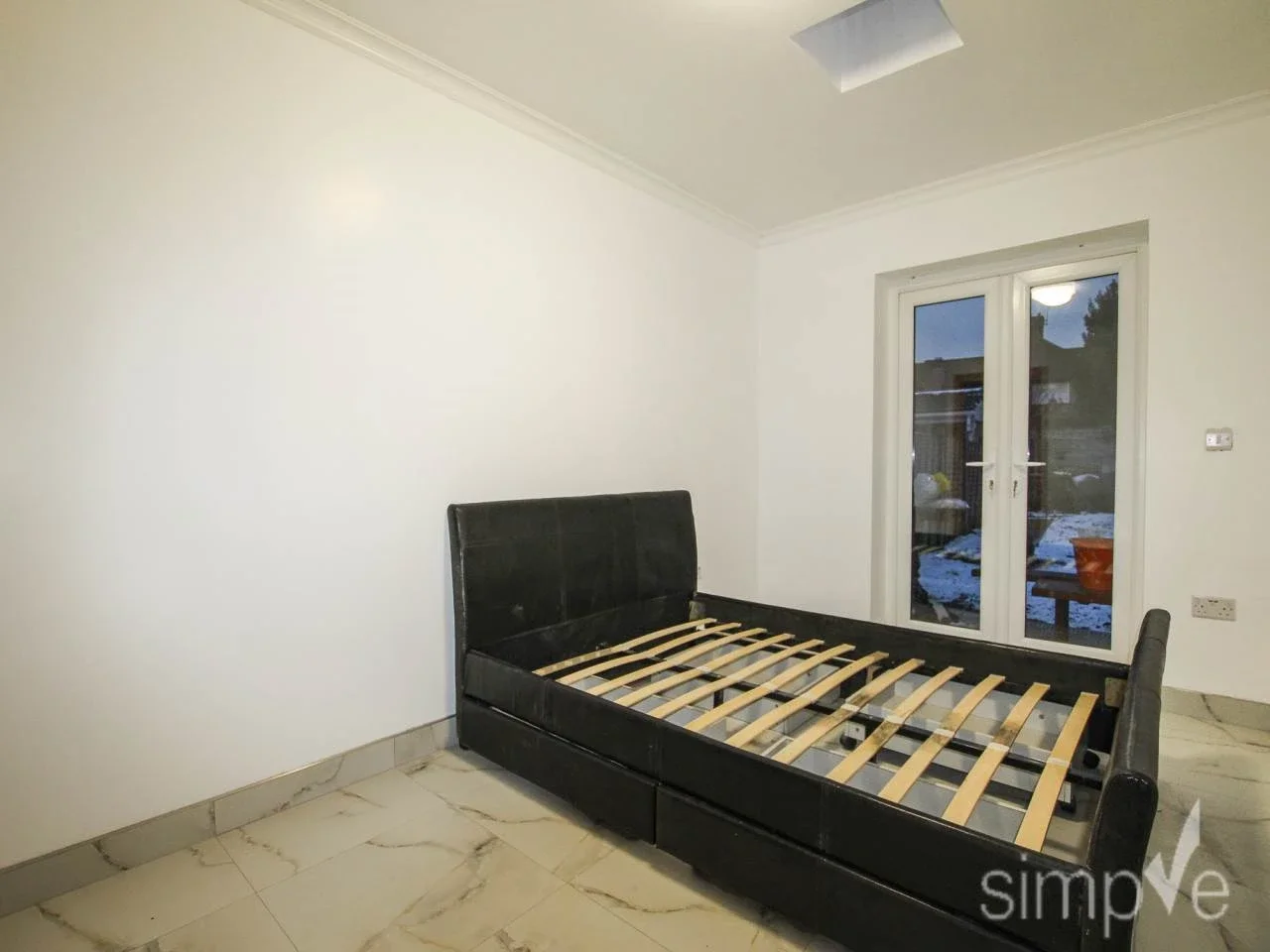 House Shepiston Lane in Greater London