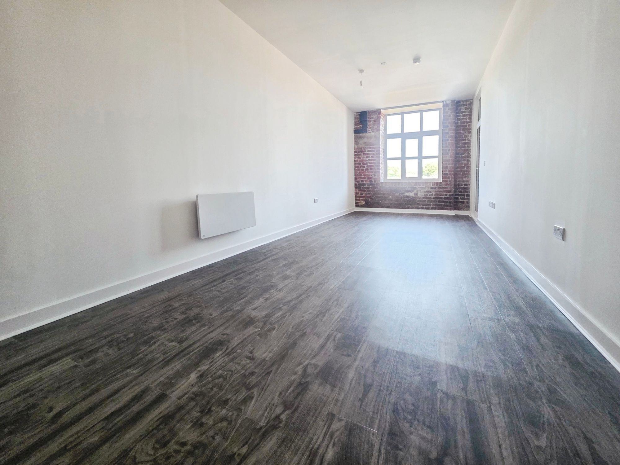 Flat Cotton Street in Leigh