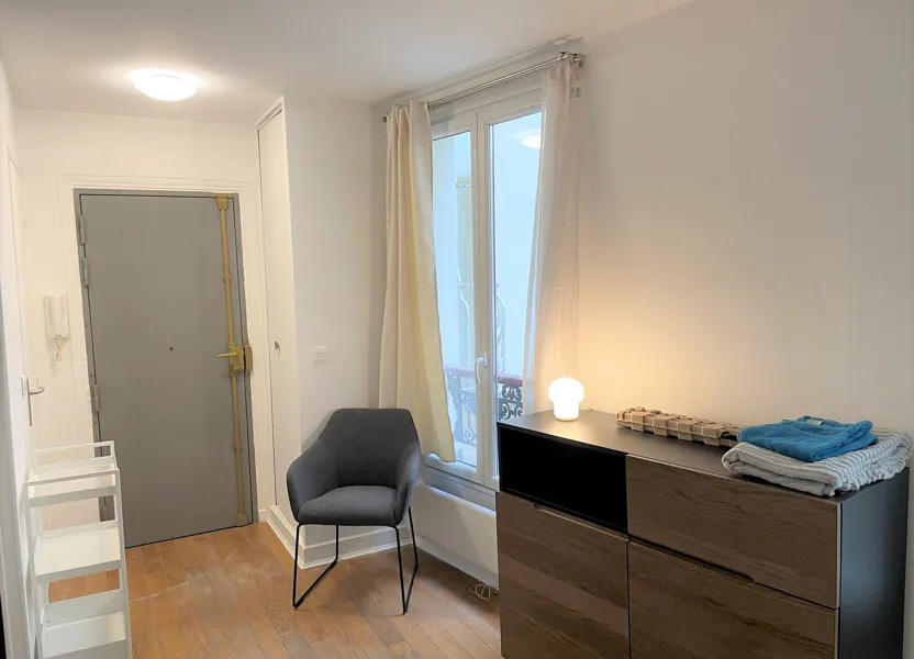 Flat Passage Commun G8 in Paris
