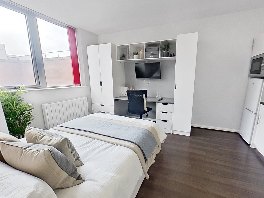 Room Milton Street in Nottingham