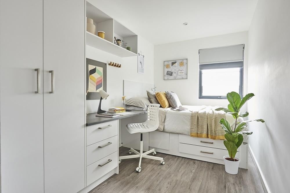Room Smythen Street in Exeter