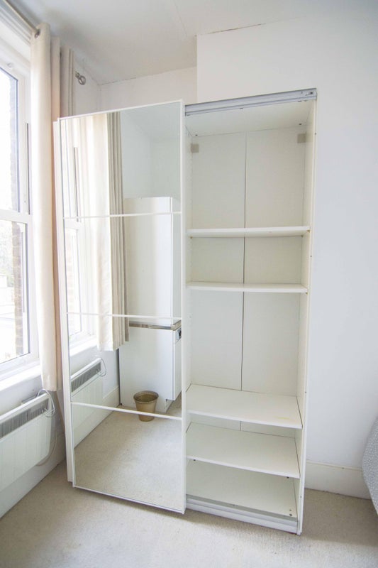 Room Belvedere Buildings in Greater London