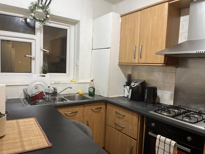 Room Paradise Road in Greater London