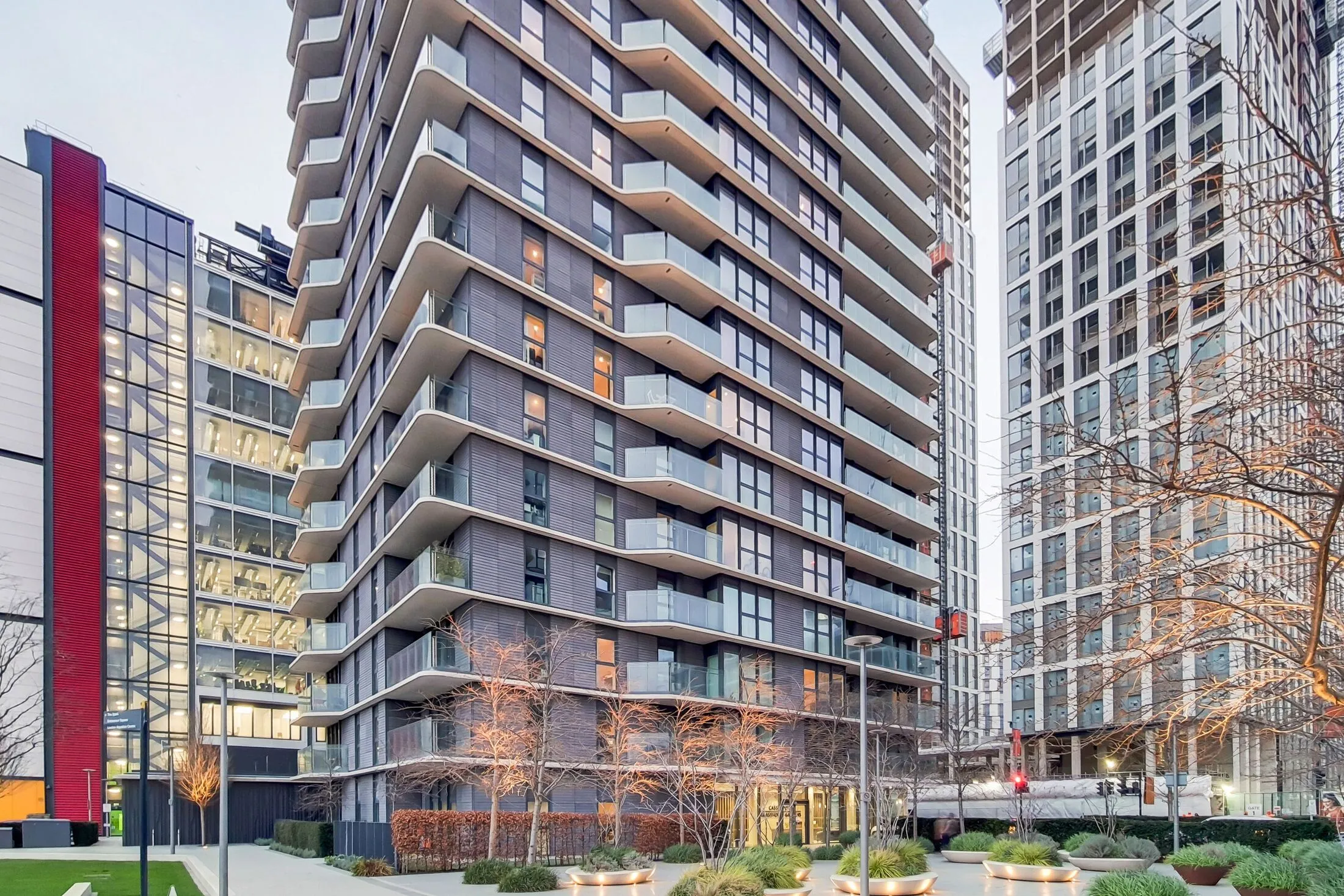 Flat Carpenters Road in Greater London