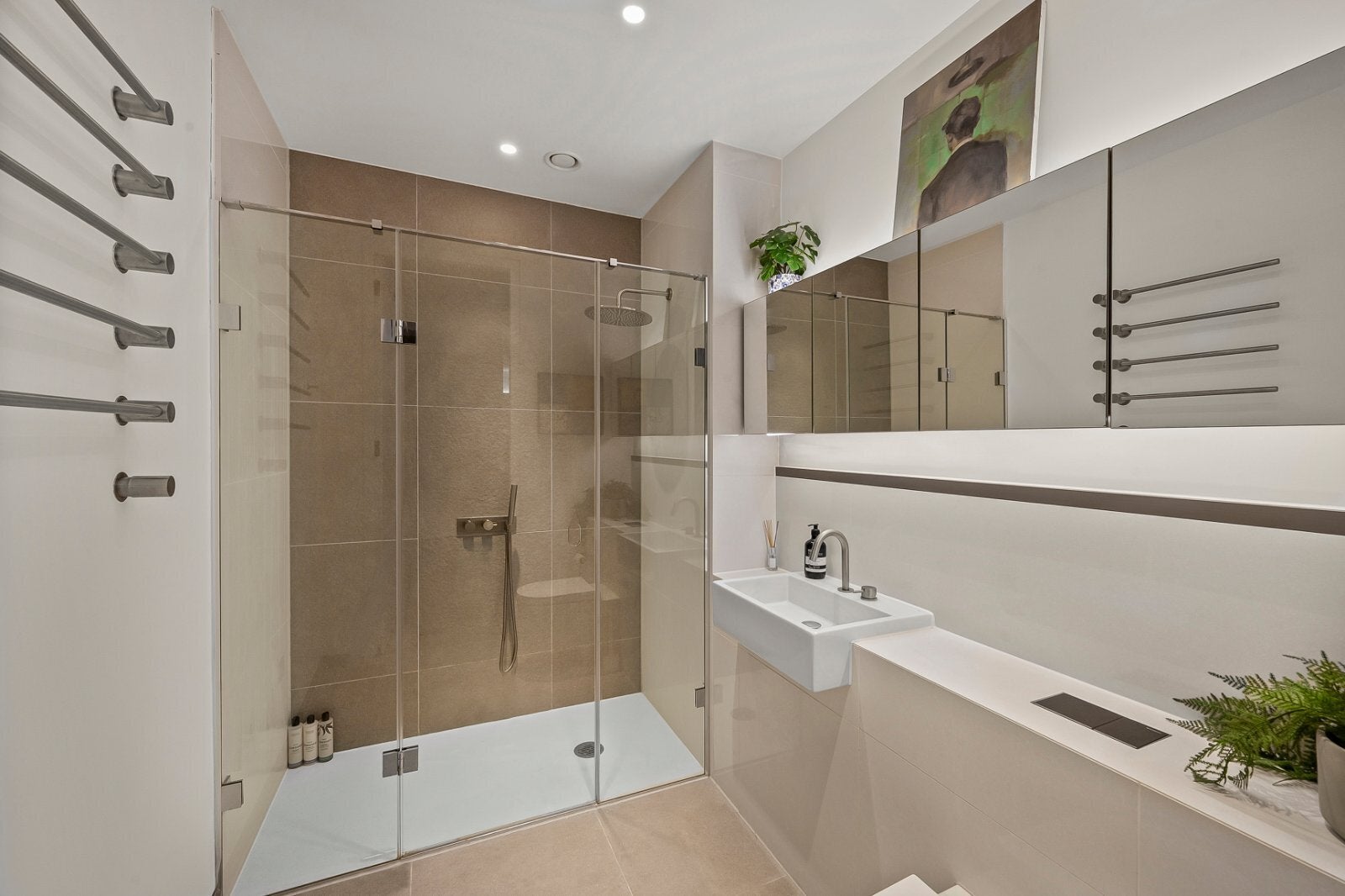 Flat Wardour Street in City of Westminster
