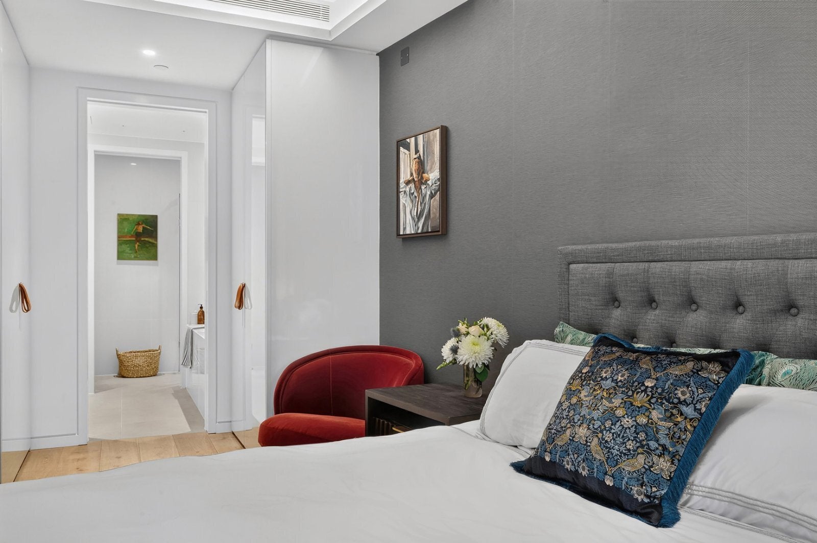 Flat Wardour Street in City of Westminster