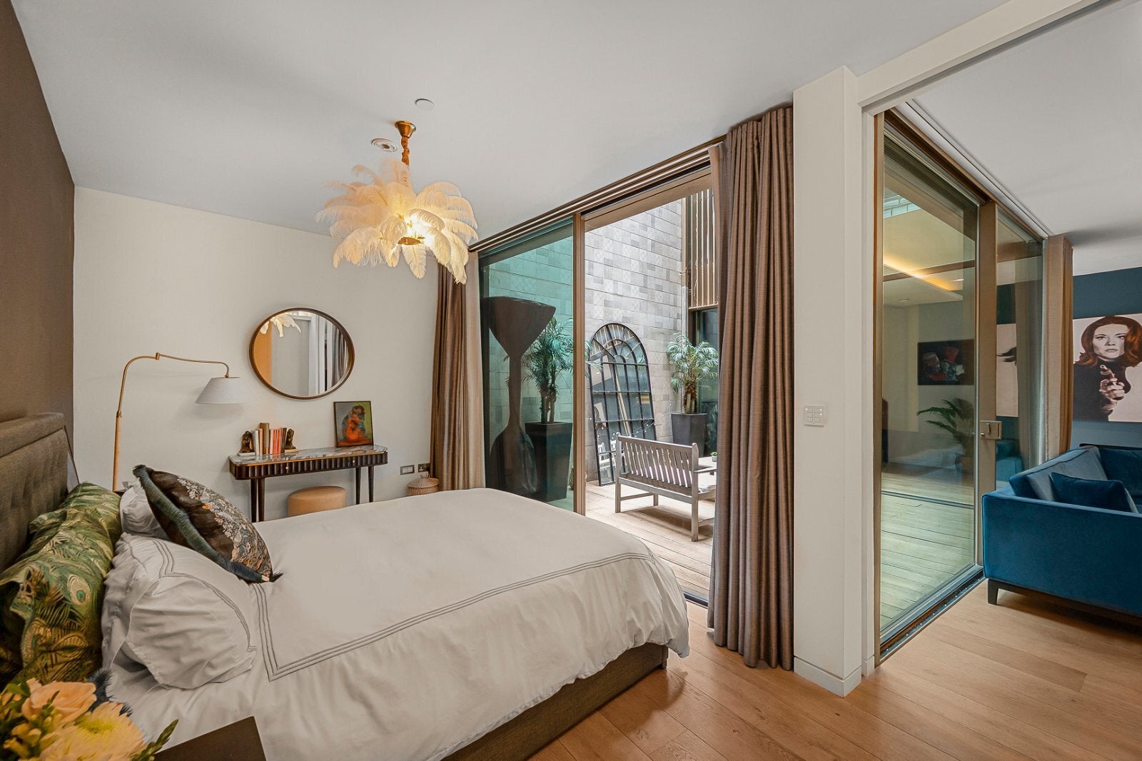 Flat Wardour Street in City of Westminster