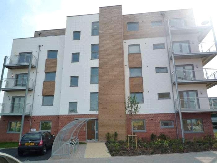 Flat Vickers Lane in Dartford