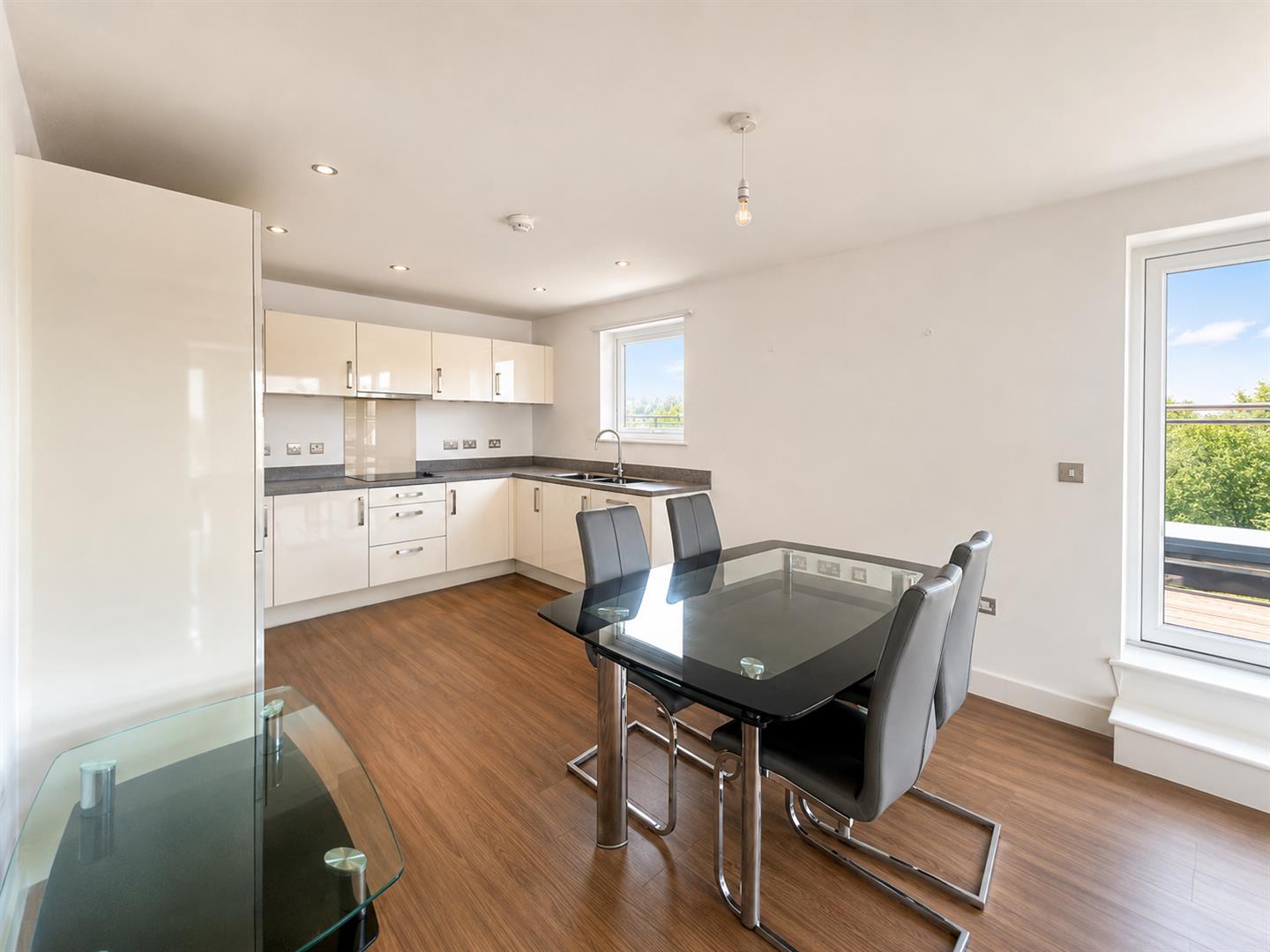 Flat Harvard Way in Milton Keynes